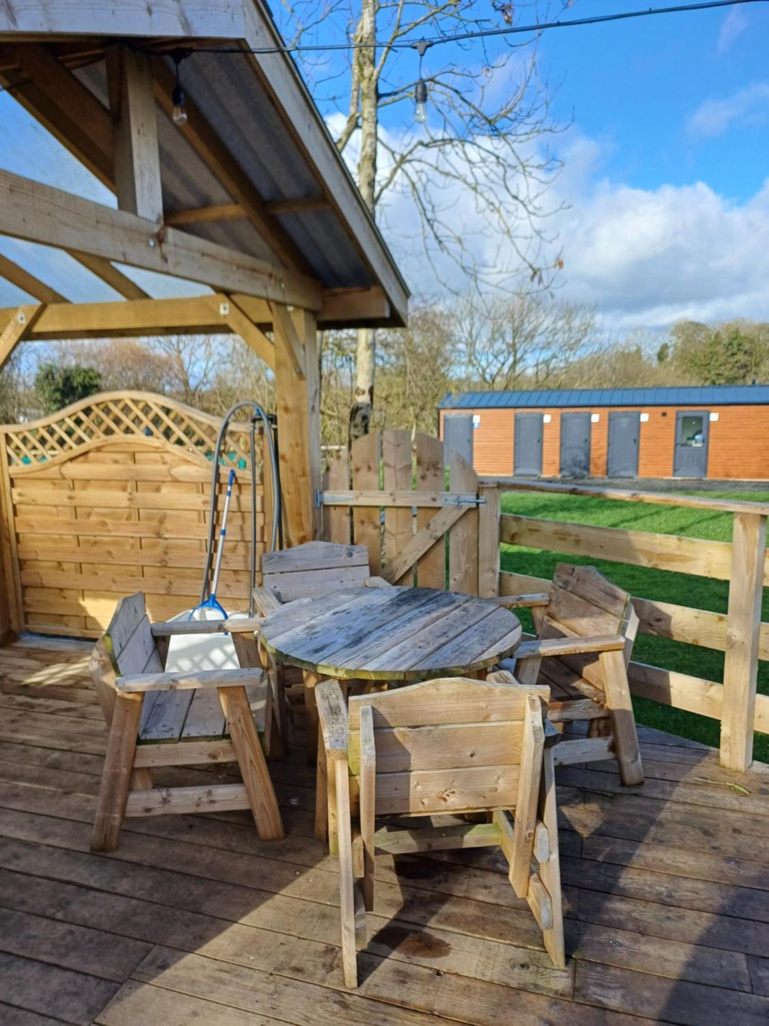 Little River Glamping Ballymoney Exterior photo