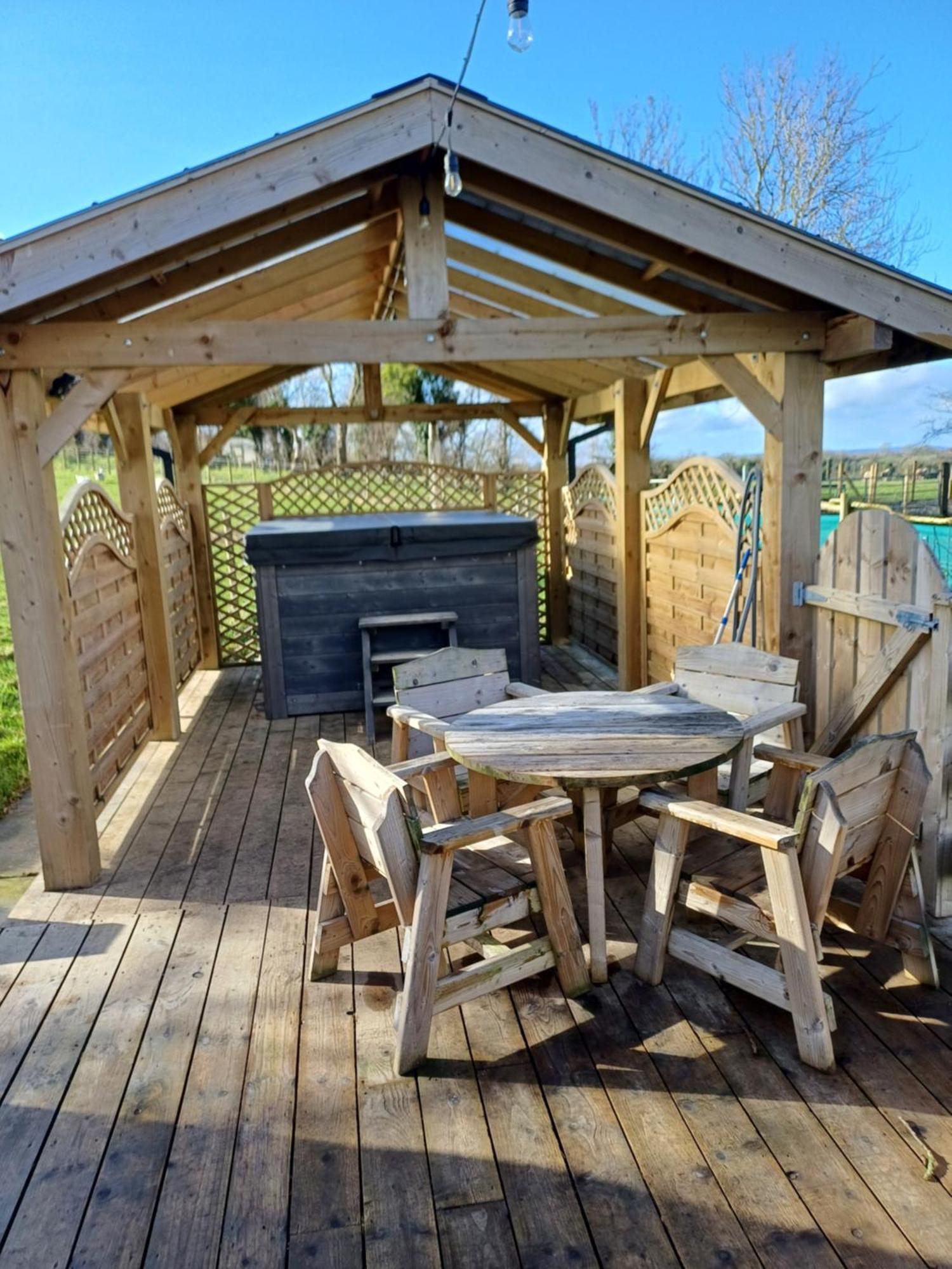 Little River Glamping Ballymoney Exterior photo