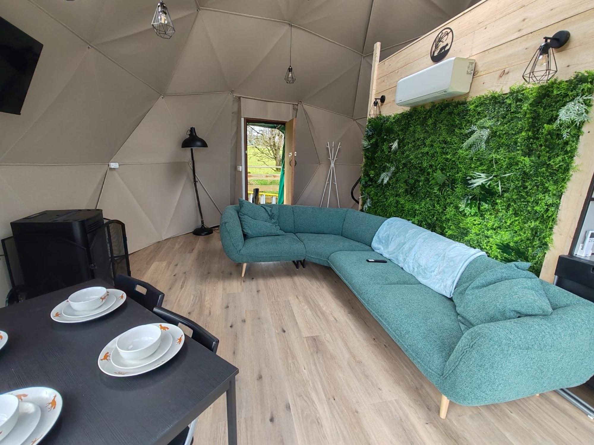 Little River Glamping Ballymoney Exterior photo